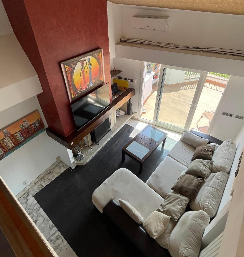 Stunning Penthouse Apartment Girona Bagian luar foto